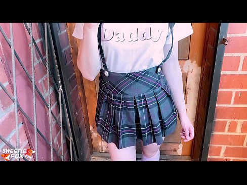 ❤️ Schoolgirl Sucks a dick gu domhainn agus fucks an àite clasaichean. ❌  Porno  aig gd.massagecenter-yalta.ru