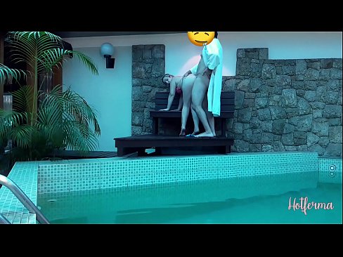 ❤️ Tha Boss a' toirt cuireadh do mhaighdeann-mhara don linne, ach cha b' urrainn dha seasamh an aghaidh teas ❌  Porno  aig gd.massagecenter-yalta.ru